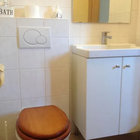 ベッド・アンド・ブレックファスト Huize Mesch 3*