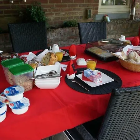 Bed & Breakfast Huize Mesch *