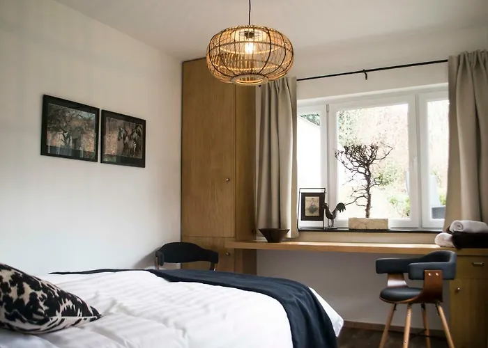 Huize Mesch Bed & Breakfast 3*