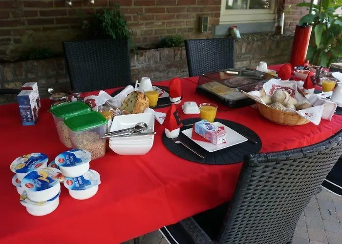 Bed & Breakfast Huize Mesch 3*