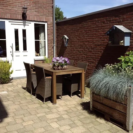 Huize Mesch Bed & Breakfast Eijsden